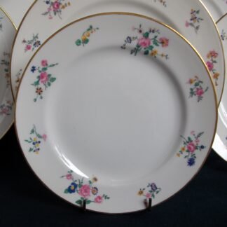 AHRENFELDT FLORAL SPRAY- SALAD PLATE