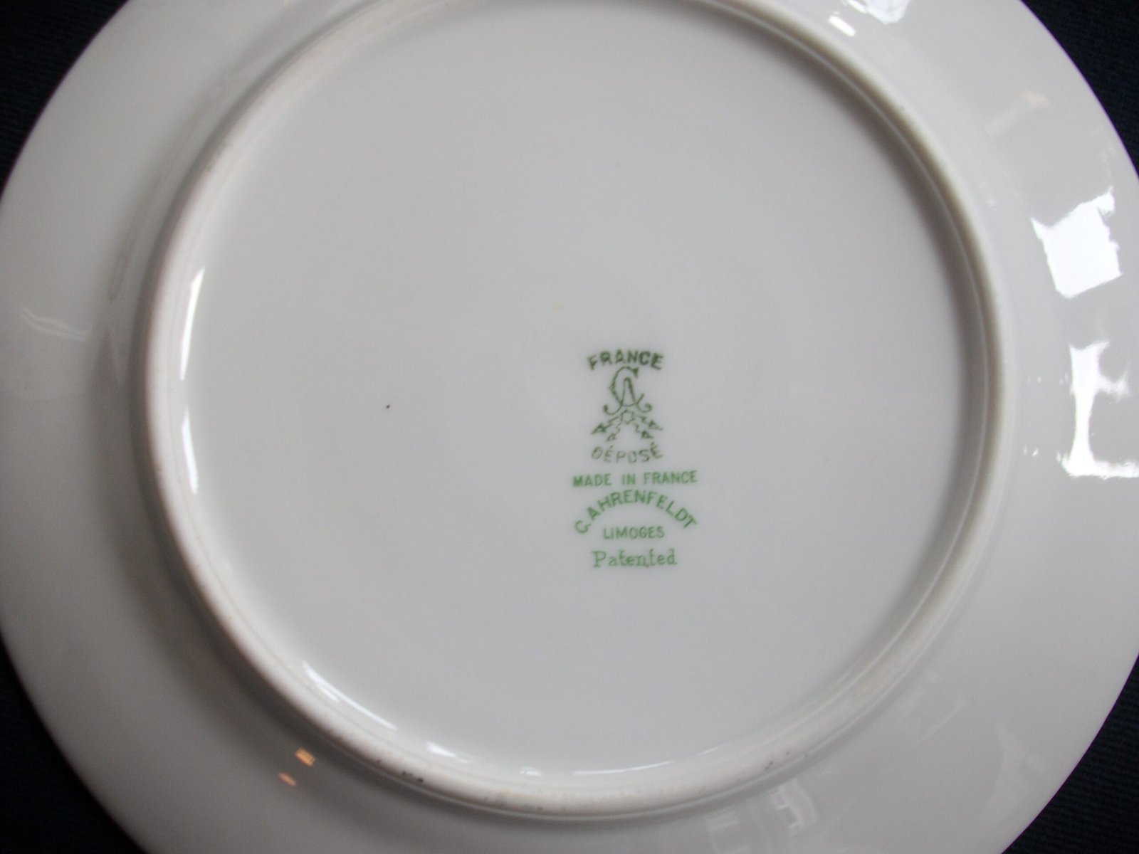 AHRENFELDT FLORAL SPRAY- SALAD PLATE