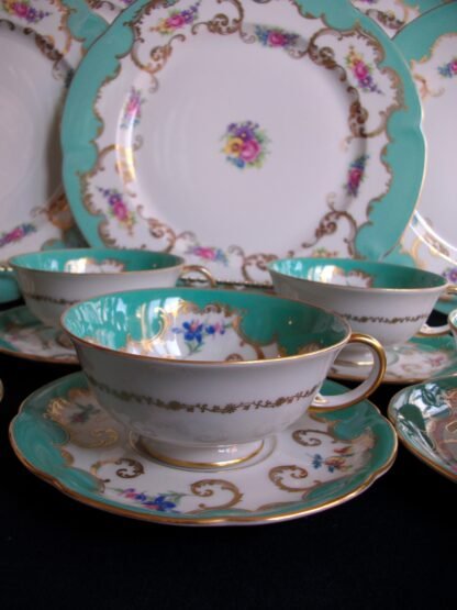 ROYAL BAYREUTH AQUA- CUP and SAUCER