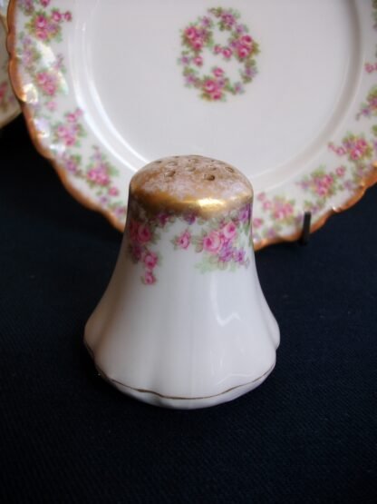 BAWO & DOTTER (ELITE WORKS)- BRIDAL WREATH  (c.1900)-  SHAKER 2 1/4"- EXCELLENT ! - Image 4