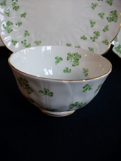 AYNSLEY SHAMROCK SUGAR BOWL