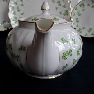 AYNSLEY SHAMROCK TEA POT