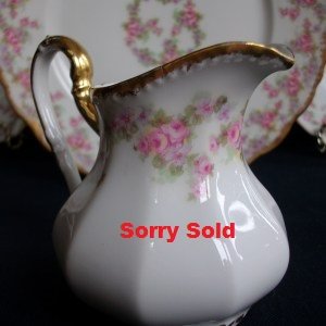 BRIDAL WREATH CREAMER