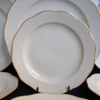 KPM NEUOSIER 05 BREAD PLATE