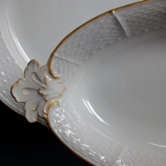 KPM NEUOSIER 05 OVAL HANDLED DISH