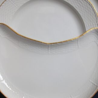 KPM NEUOSIER 05 CRESCENT PLATE