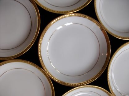 BAWO & DOTTER LAUREL LEAF BERRY BOWLS