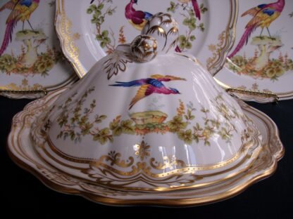 SPODE CHELSEA BIRD- COVERED SERVING BOWL