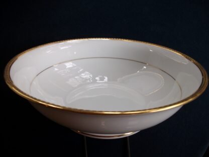 BAWO & DOTTER LAUREL LEAF ROUND SERVING BOWL
