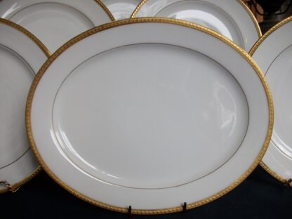 BAWO & DOTTER GOLD LAUREL LEAF OVAL PLATTER