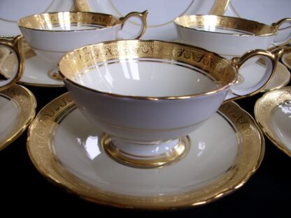AYNSLEY #7761- CUP & SAUCER
