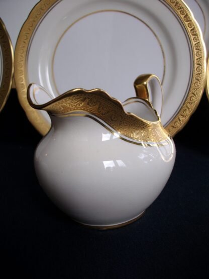 AYNSLEY #7761- CREAMER