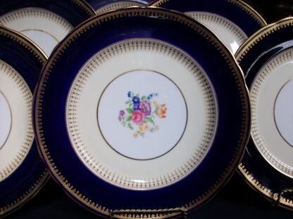 AYNSLEY HATFIELD COBALT- DINNER PLATES