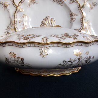 ROYAL CROWN DERBY ST JAMES- COVERED SERVING BOWL