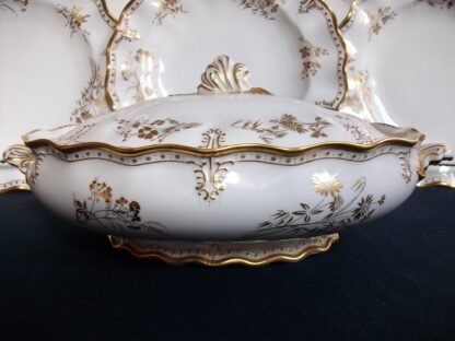 ROYAL CROWN DERBY ST JAMES- COVERED SERVING BOWL