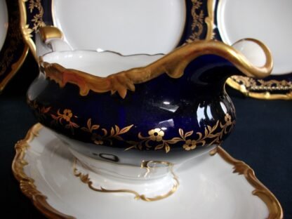WEIMAR KATHARINA 20003- GRAVY BOAT with ATTACHED UNDER PLATE