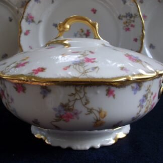 BAWO & DOTTER SCATTERED FLOWERS- ROUND COVERED SERVING TUREEN