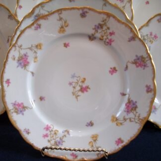 BAWO & DOTTER SCATTERED FLOWERS- LUNCHEON PLATE