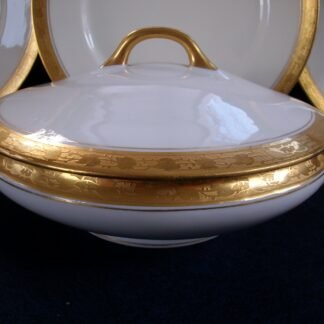HUTSCHENREUTHER SELB BAVARIA- FAVORIT- ENCRUSTED GOLD BAND (c.1925-39) ROUND COVERED SERVING BOWL- EXCELLENT!