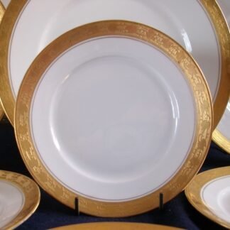 HUTSCHENREUTHER FAVORIT- BREAD & BUTTER PLATE