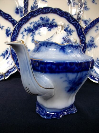 HENRY ALCOCK TOURAINE- FLOW BLUE (c.1898-1910) TEA POT & LID- EXCELLENT! RARE! NO CRAZING!