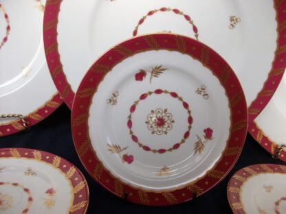 ROYAL WORCESTER GEORGIAN RED (c.1940)  BREAD & BUTTER PLATE- RARE!! EXCELLENT!!