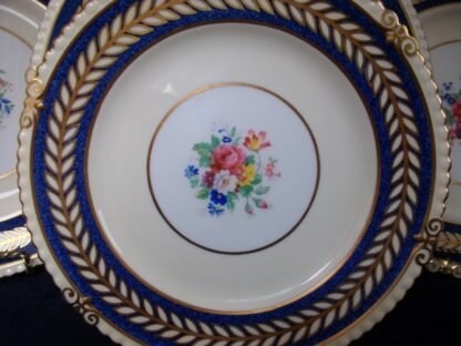 AYNSLEY #7848- GOLD/CREAM LAUREL ON BLUE BAND, FLORAL CENTER (c.1930's) SALAD PLATE (s)- EXCELLENT!! RARE!! 