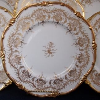 COALPORT KING'S PLATE (c.1960's)  DINNER PLATE- SCALLOPED !! EXCELLENT !!