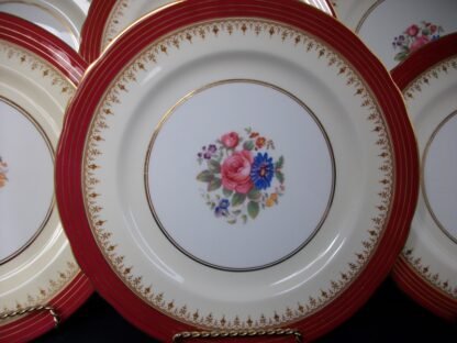 AYNSLEY DORCHESTER MAROON  7499  FLORAL CENTER, TAN FILIGREE  (c.1930+) DINNER PLATE - EXCELLENT!! RARE!! 
