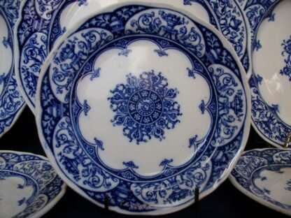 WEDGWOOD QUEEN CHARLOTTE- BLUE & WHITE (c.1884+) BREAD & BUTTER PLATE- RARE! EXCELLENT!