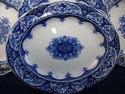 WEDGWOOD QUEEN CHARLOTTE- BLUE & WHITE (c.1884+) OVAL SERVING PLATE 8 7/8"- RARE! EXCELLENT!