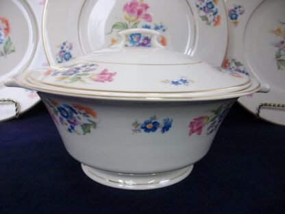 SYRACUSE ABERDEEN CHINA- ABE1 DRESDEN FLOWERS (c.1950's) ROUND COVERED SERVING BOWL- SMOOTH- EXCELLENT !! RARE !!