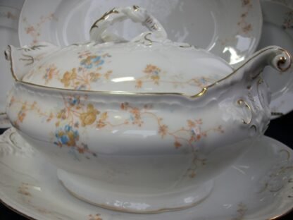 BAWO & DOTTER (ELITE WORKS)  LIMOGES-  AUTUMN VINE BLUE FLORAL (c.1896-1900)  COVERED SOUP TUREEN -  ORNATE!! RARE!! EXCELLENT!!
