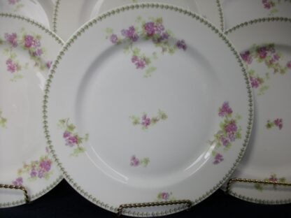 CMC- MAUREIL CHAPEAU & CHARLES- LIMOGES FRANCE- PURPLE VIOLETS & LAUREL LEAF (c.1890-1914) DINNER PLATE 9 7/8"- SMOOTH- EXCELLENT !! RARE !!