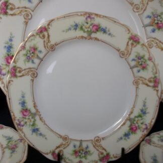 PAUL MULLER SELB BAVARIA (HUTSCHENRUETHER)  POMPADOUR-  FLORAL CARTOUCHES  (c.1917-28)  BREAD & BUTTER PLATE  6"  -  EXCELLENT !!  RARE !!