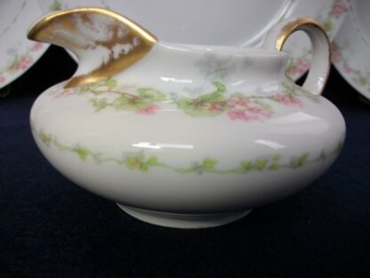WM GUERIN & CO (LIMOGES FRANCE) WILD ROSES GARLAND- PINK & GREEN (c.1900-32) CREAMER 8 OZ - SMOOTH- EXCELLENT !! RARE !!