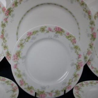 WM GUERIN & CO (LIMOGES FRANCE) WILD ROSES GARLAND- PINK & GREEN (c.1900-32)   SALAD PLATE  7 3/8" - SMOOTH-  EXCELLENT !!  RARE !!