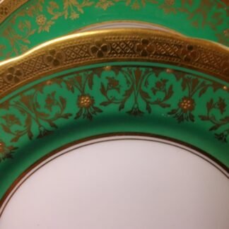 AYNSLEY KENILWORTH GREEN #7023 SCALLOPED  (c.1925+)  SALAD PLATE PLATE  8 1/2" - ENCRUSTED GILT! RARE!