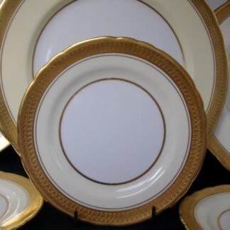 AYNSLEY CHINA SANDRINGHAM  B3830 -  GOLD & CREAM SCALLOPED  (c.1930+)  BREAD & BUTTER PLATE  6 1/8" - ENCRUSTED GILT! RARE!
