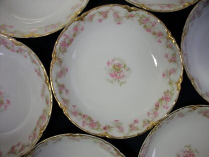 HAVILAND LIMOGES CHINA-  FLORAL GARLAND #22079- SCHLEIGER 525- GOLD TRIM,  PINK WHITE FLOWERS (c.1894+)    FRUIT DESSERT BOWL 5"-  EARLY RANSON SHAPE