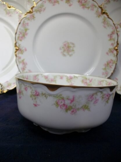 HAVILAND LIMOGES CHINA-  FLORAL GARLAND #22079- SCHLEIGER 525- GOLD TRIM,  PINK WHITE FLOWERS (c.1894+)    WASTE BOWL 5 3/4"-  SMOOTH EDGE