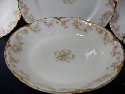 HAVILAND LIMOGES CHINA-  FLORAL GARLAND #22079- SCHLEIGER 525- GOLD TRIM,  PINK WHITE FLOWERS (c.1894+)    COUPE SOUP BOWL  7 1/2"-  EARLY RANSON SHAPE
