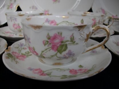 HAVILAND LIMOGES CHINA- SCATTERED ROSES  SCHLEIGER 39F - GOLD DAUBS (c.1894+)   CUP & SAUCER- EARLY RANSON SHAPE