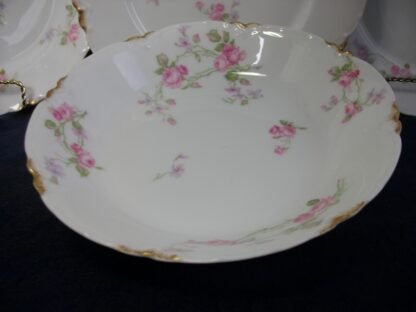 HAVILAND LIMOGES CHINA- SCATTERED ROSES  SCHLEIGER 39F - GOLD DAUBS (c.1894+)  COUPE SOUP BOWL 7 1/2" -  EARLY RANSON SHAPE