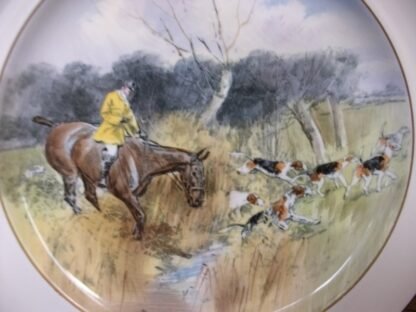 COPELAND SPODE LIONEL EDWARDS FOX HUNT (c.1922) - "GOING TO A HALLOA"  7 3/4 " DISPLAY PLATE