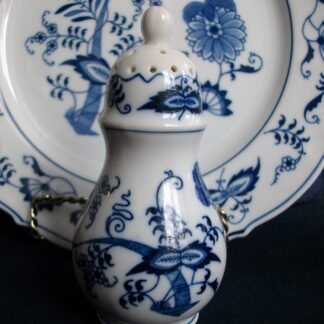 BLUE DANUBE- BLUE ONION (c.1951+)  SALT SHAKER (s)- BANNER STAMP- EXCELLENT!